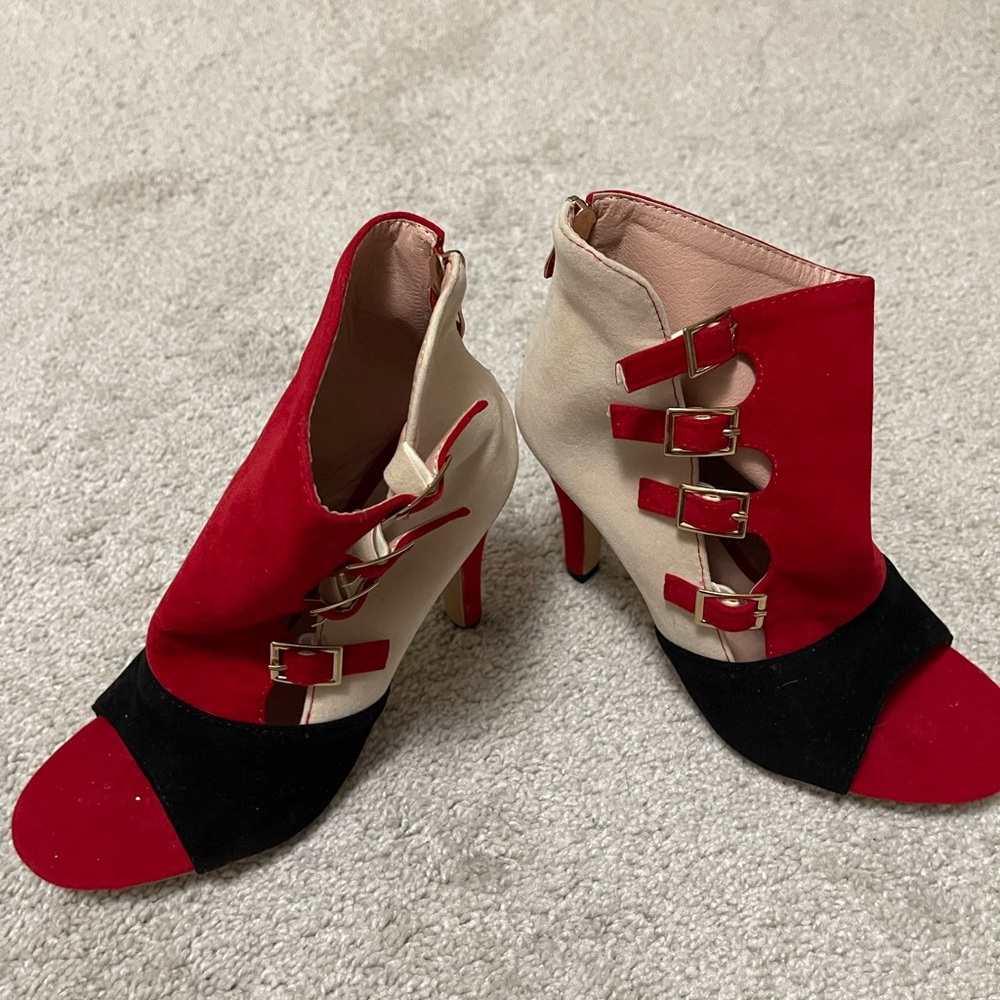 SHOES